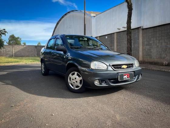 CHEVROLET CLASSIC 1.0 MPFI LIFE 8V FLEX 4P MANUAL CHEVROLET CLASSIC 1.0 MPFI LIFE 8V FLEX 4P MANUAL